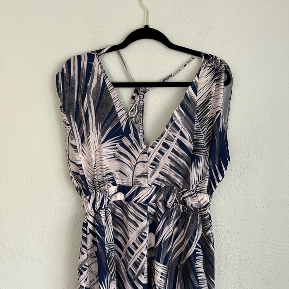 NXH Woman Navy&Taupe Floral V- Neck Maxi Dress, Size XL - Picture 3 of 9